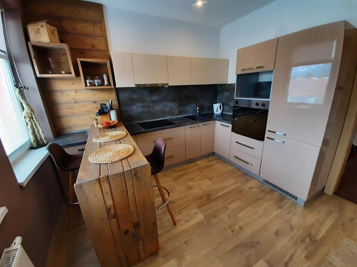 Apartman Ca' Fam Apartment Liptovsky Mikulas Bagian luar foto
