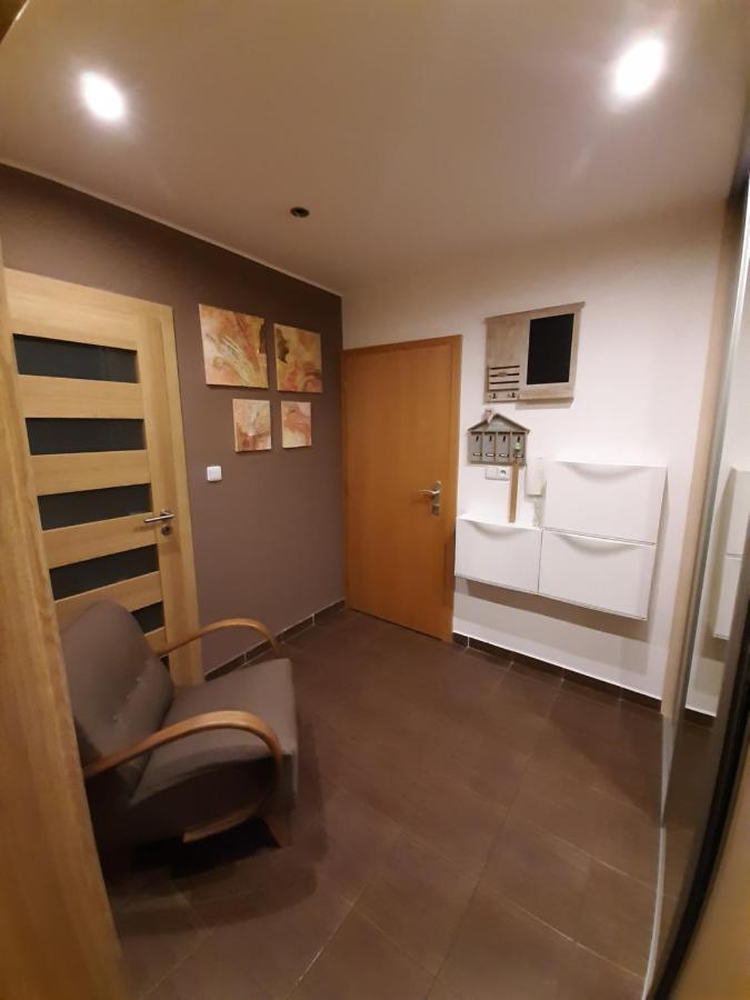 Apartman Ca' Fam Apartment Liptovsky Mikulas Bagian luar foto