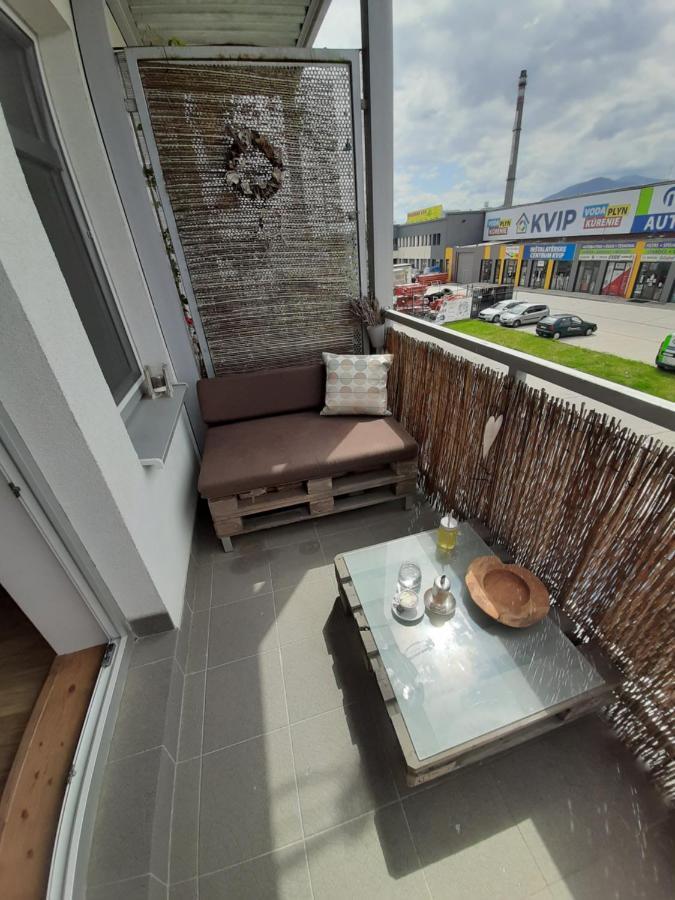 Apartman Ca' Fam Apartment Liptovsky Mikulas Bagian luar foto